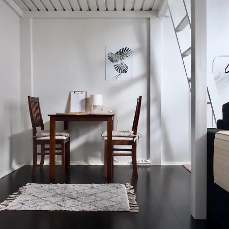 2ndhomes 19th Century Studio With A Fireplace *